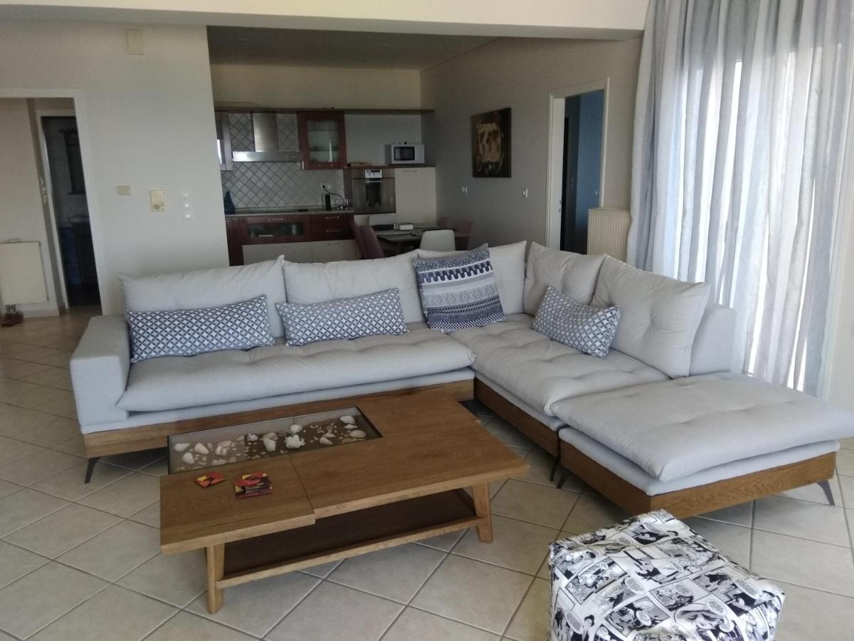 Luxury Seaview Apartment By The Sea Saronida Экстерьер фото